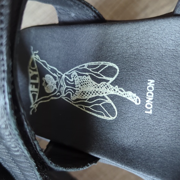 Fly London Jada chunky black strap sandals 37 - Picture 4 of 8
